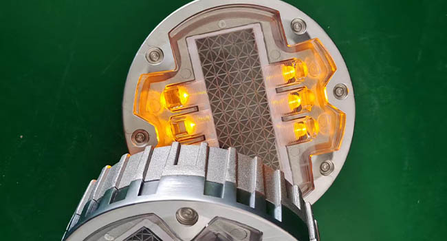 solar road studs